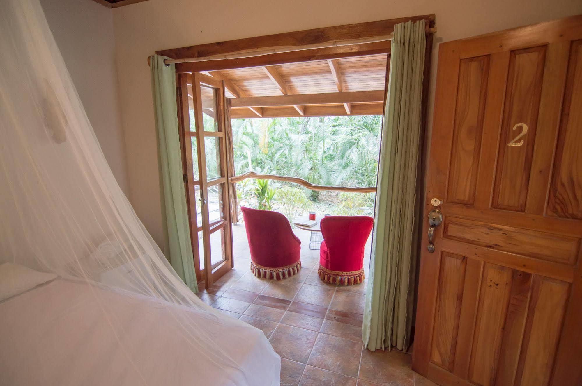 Makanas Beach Bungalows Playa Santa Teresa  Екстер'єр фото